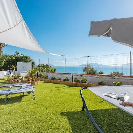 Апартаменты Dei Tramonti Терразини